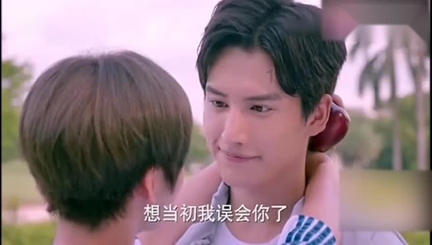 为何脖子上会出现“小肉疙瘩”呢?可能和3个原因有关,了解一下